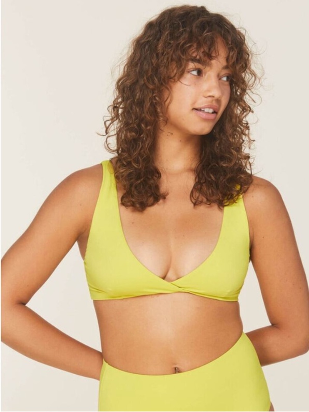 Andie Belmar Yellow V-Neck Twist Front Plunge Bikini Top Swimsuit Honeysuckle M - Picture 9 of 15